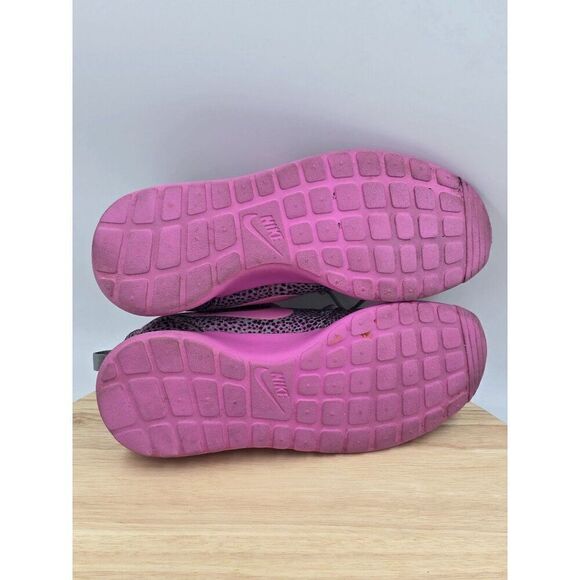 NIKE ROSHE RUN Womens Shoes PRINT POLKA DOT 599432 005 SZ 7.0 WOLF GRAY VIOLET - Picture 7 of 9